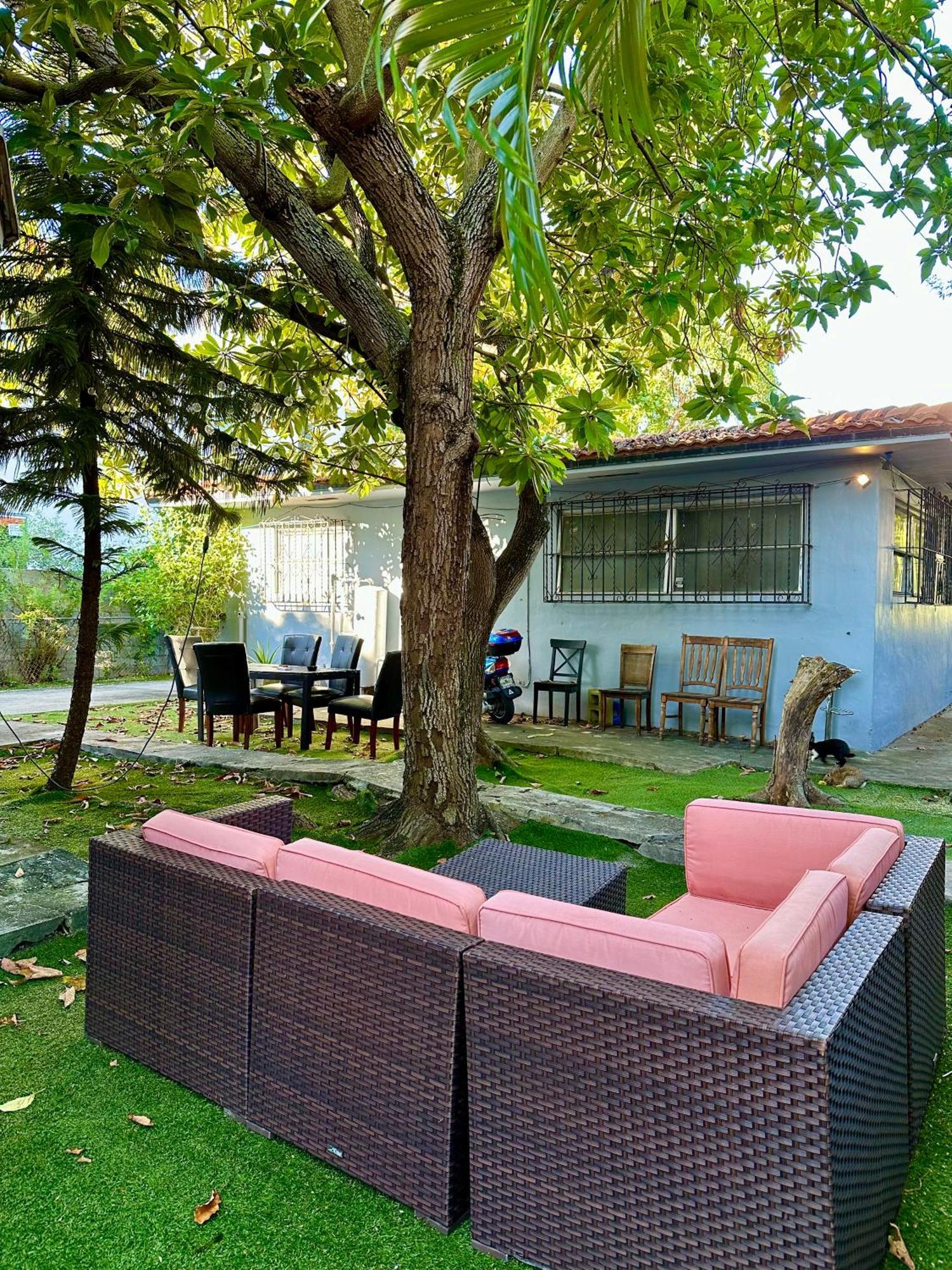 Miami House Hotel Екстериор снимка