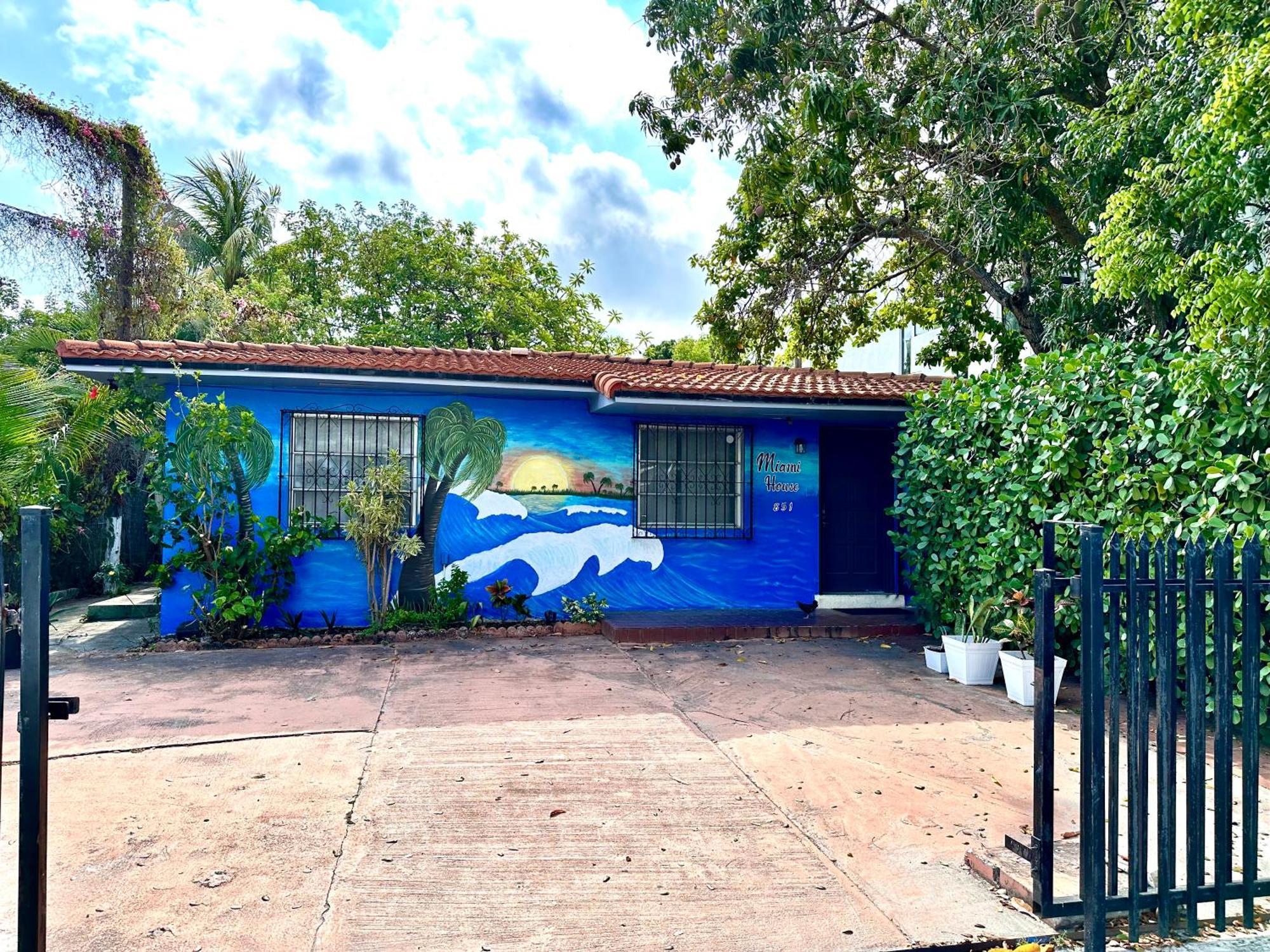 Miami House Hotel Екстериор снимка